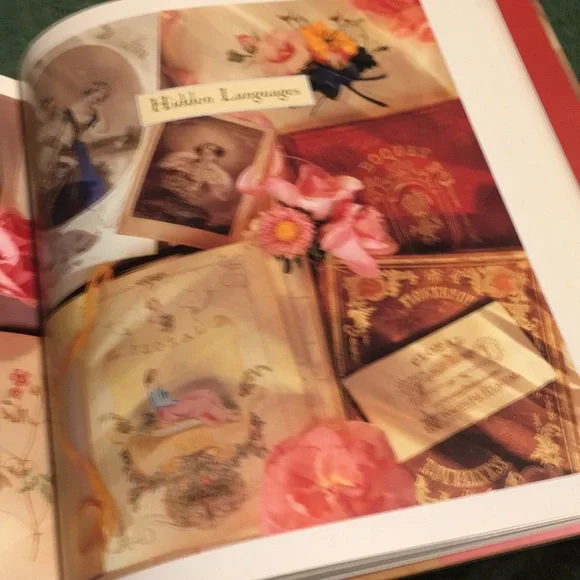 Vintage 1995 “On Women & Friendships” Hardcover. - Picture 5 of 7